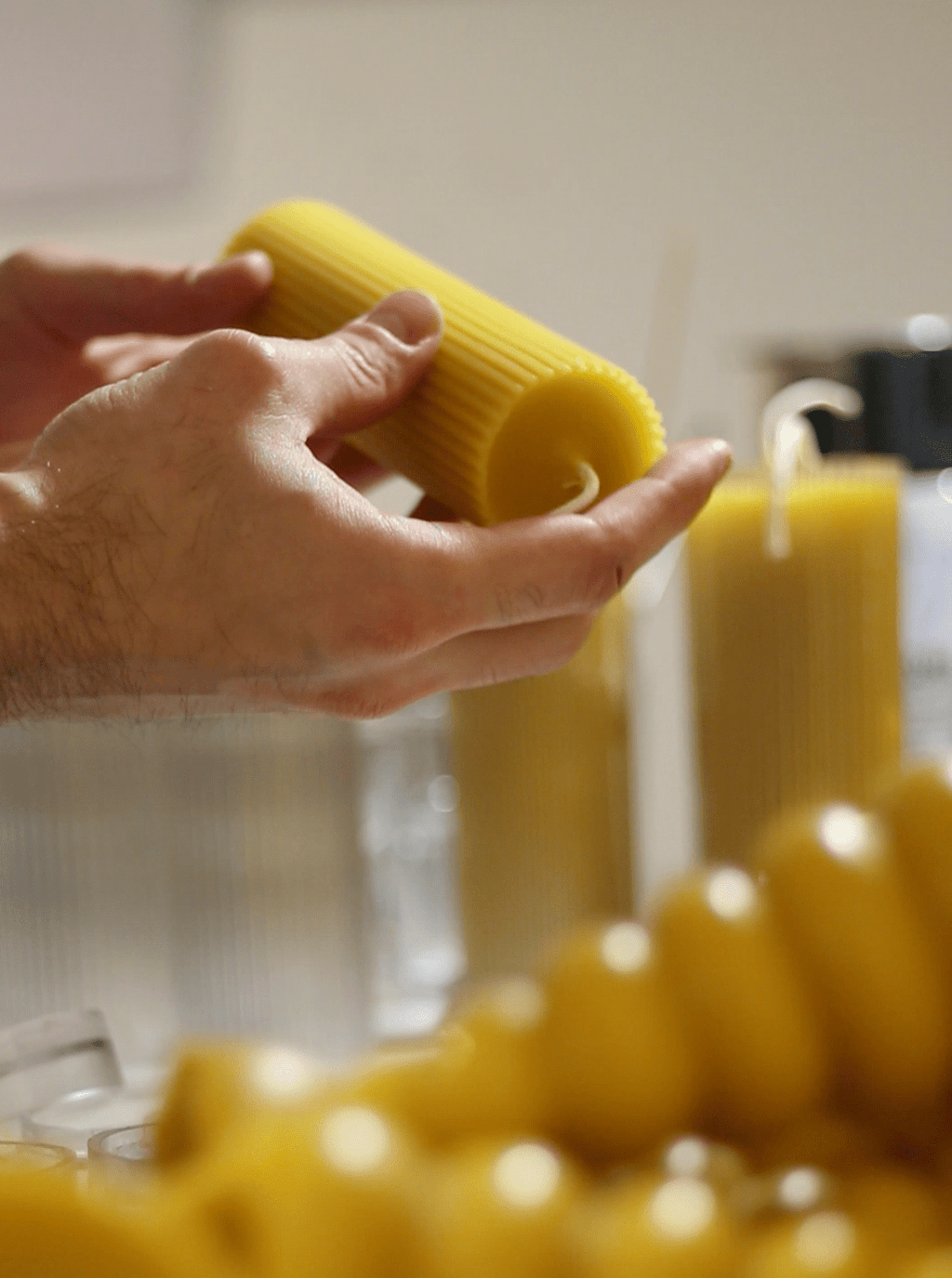 Beeswax E - Books - E - Book: The Art of Beeswax Candle Making - BZZWAX